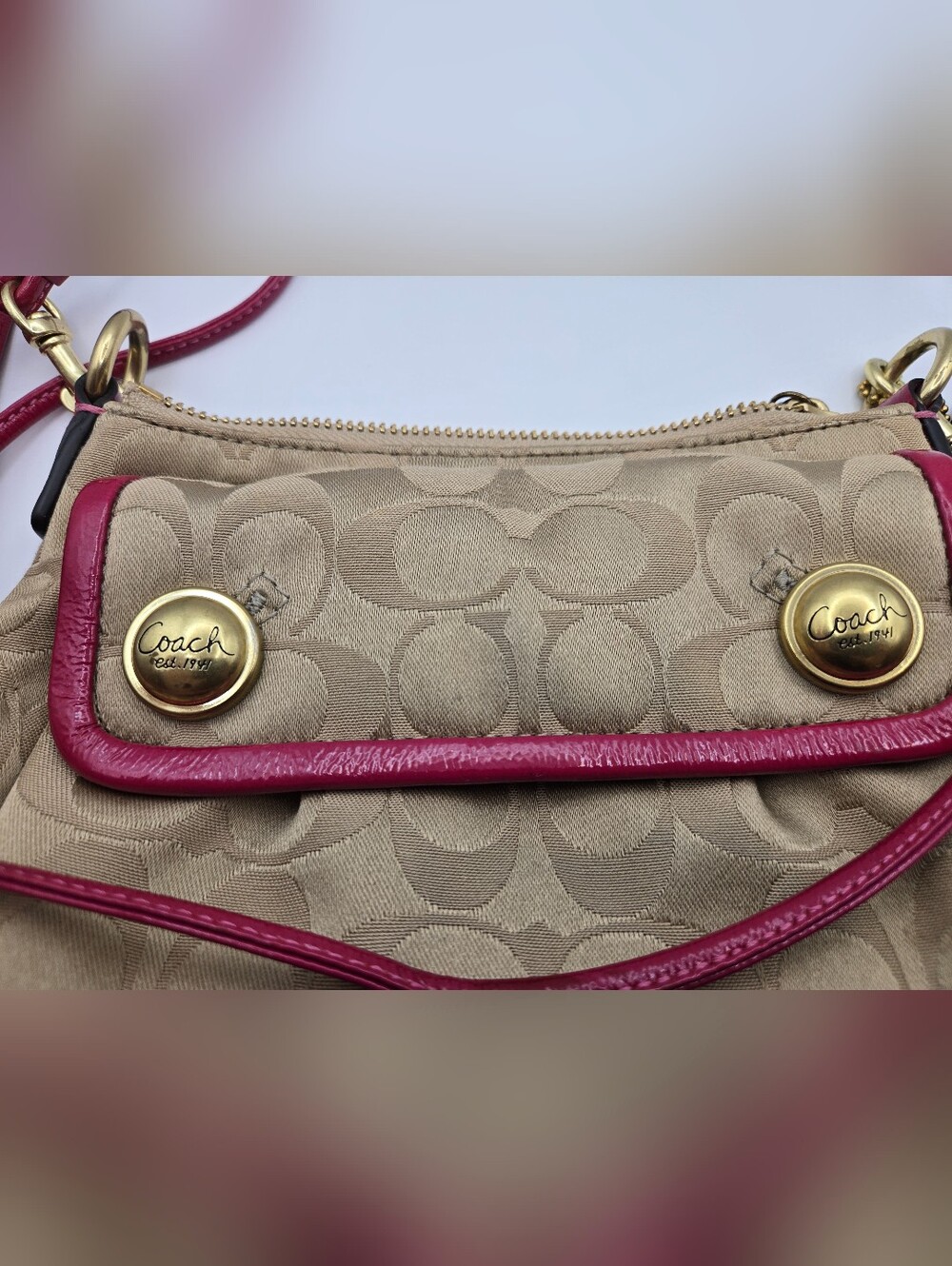Coach Poppy Signature Groovy Crossbody Pink Trim Gold Logo Buttons Hardware READ - Picture 6 of 12